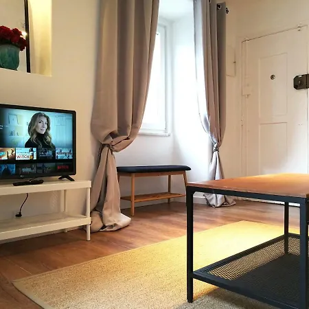 Gorgeous Bairro Alto Apartment Lisbon